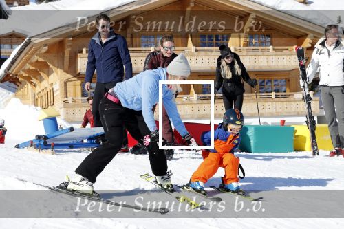 Oberlech 25 februari 2019
Lieke v Lexmond op skivakantie met haar man Bas v Veggel en hun zoontje Vik.
Ook de moeder van Bas en haar partner zijn erbij.