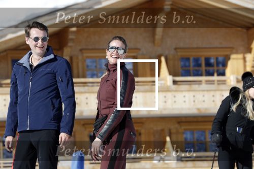 Oberlech 25 februari 2019
Lieke v Lexmond op skivakantie met haar man Bas v Veggel en hun zoontje Vik.
Ook de moeder van Bas en haar partner zijn erbij.