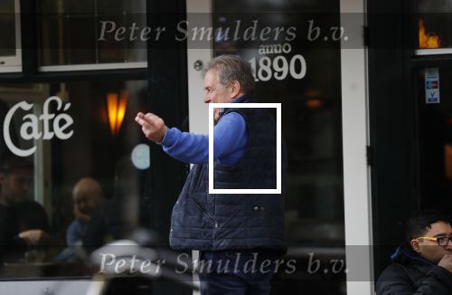 Amstelveen 2 maart 2019
Maarten Spanjer staat bij cafe 1890 neen sigaretje te roken.