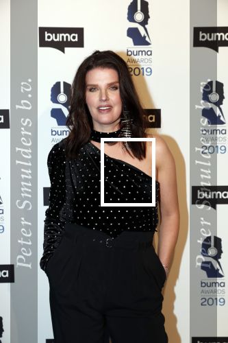 Hilversum 11 maart 2019
Uitreiking BUMA prijzen in studio 21. Guus Meeuwis met zijn vriendin Manon Meijers