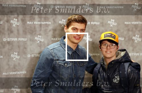 Amsterdam 4 februari 2019
Max Verstappen bij de presentatie van de G-Star RAW Max Verstappen lijn in de G-star winkel op de pc Hooftstraat. Max gaat met fans op de foto.