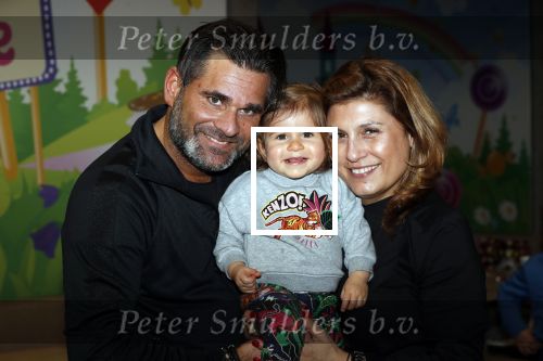 Amsterdam 2 maart 2019
Najib Amhali en zijn vrouw Miama vieren de 4e verjaardag van hun zoon Novell . Ook zoon Noah is aanwezig in Candy Castle. Micha Noot met vrouw en dochter