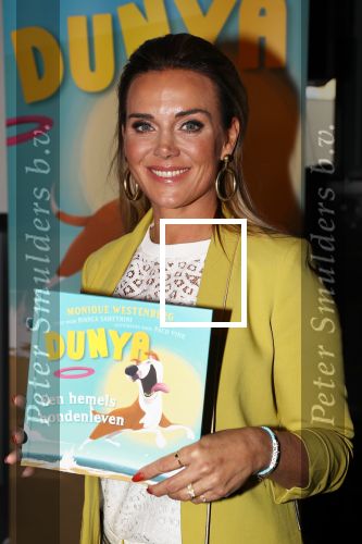 Berkel en Rodenrijs, 12 Maart 2019
Uitreiking boek  Dunya van Monique Hazes    Monique Westenberg