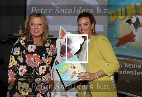 Berkel en Rodenrijs, 12 Maart 2019
Uitreiking boek  Dunya van Monique Hazes    Monique Westenberg Loretta Schrijver