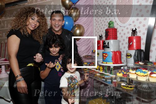 Amsterdam 2 maart 2019
Najib Amhali en zijn vrouw Miama vieren de 4e verjaardag van hun zoon Novell . Ook zoon Noah is aanwezig in Candy Castle