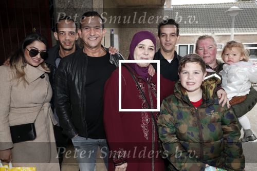 Amsterdam 2 maart 2019
Najib Amhali en zijn vrouw Miama vieren de 4e verjaardag van hun zoon Novell . Ook zoon Noah is aanwezig in Candy Castle. Najib met moeder broers en rest van familie