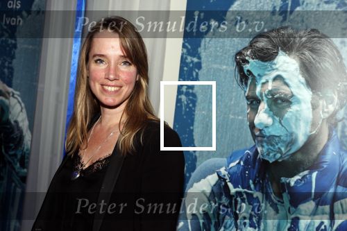 Den Haag 5 maart 2019
Premiere Art in de koninklijke schouwburg van Den Haag. Nienke Romer kwam met dochter