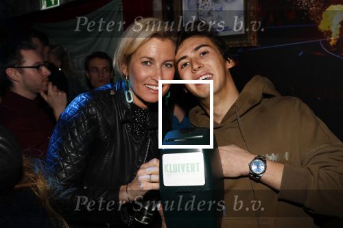 Amsterdam 14 februari 2019
Feestje voor de kluivert dog rescue foundation in het toppers cafe. Anouk Smulders met Nino Wilkes