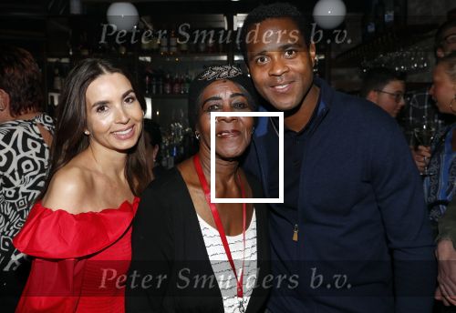 Amsterdam 14 februari 2019
Feestje voor de kluivert dog rescue foundation in het toppers cafe. Patrick en Rossana Kluivert met moeder van Patrick