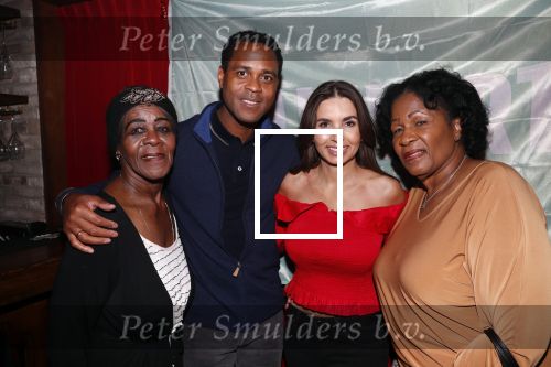 Amsterdam 14 februari 2019
Feestje voor de kluivert dog rescue foundation in het toppers cafe. Patrick en Rossana Kluivert met moeder en tante Patrick.