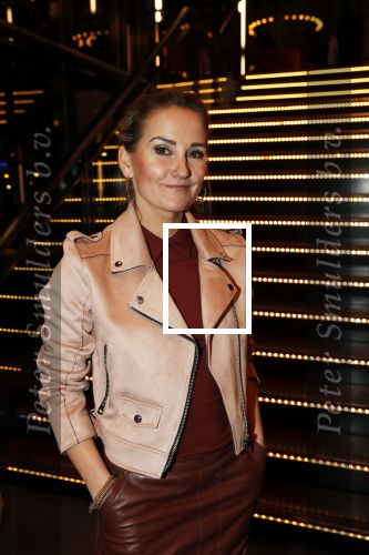 Zaandag 4 februari 2019
PremiÃ¨re Laten we eerlijk zijn in het zaantheater. Peggy Vrijens