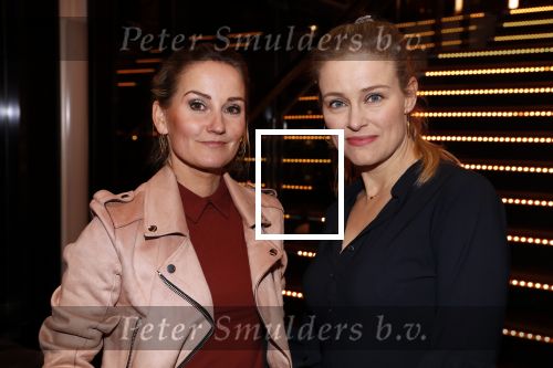 Zaandag 4 februari 2019
PremiÃ¨re Laten we eerlijk zijn in het zaantheater. Peggy Vrijens en Marit v Bohemen