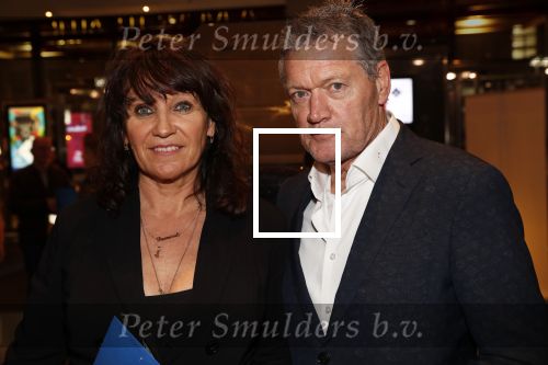 Amsterdam 6 februari 2019
Premiere de waarheid in het de la mar theater. Porgy Franssen kwam met zijn nieuwe vriendin Renee Fokker