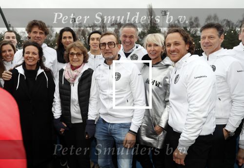 Amsterdam 8 februari 2019
Perspresentatie hollandse 100 (Lymphe en Co ) met oa Prins Bernhard jr Prinses Annette Prinses Margriet Monique des Bouvrie Simon Keizer en Nino Wilkes.