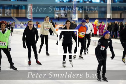 Heerenveen 17 maart 2019
De hollandse 100 voor de stichting lymphe&Co in Thialf.
Aanwezig oa Prins Bernhard jr Prinses Annette Prins Pieter Christiaan Mr Pieter v Vollenhoven Prinses Margriet Rosanna Kluivert Monique des Bouvrie en Tim Douwsma.