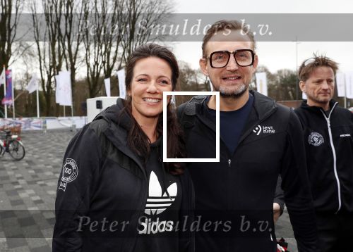 Heerenveen 17 maart 2019
De hollandse 100 voor de stichting lymphe&Co in Thialf.
Aanwezig oa Prins Bernhard jr Prinses Annette Prins Pieter Christiaan Mr Pieter v Vollenhoven Prinses Margriet Rosanna Kluivert Monique des Bouvrie en Tim Douwsma.