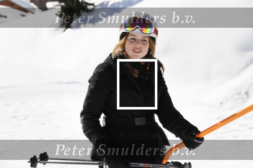 Lech 25 februari 2019
Koning Willem-Alexander, Koningin MÃ¡xima, Prinses Beatrix, Prins Constantijn, Prinses Laurentien en de prinsessen Amalia, Alexia en Ariane samen met Eloise, Leonore en Claus-Casimir tijdens de fotosessie tijdens de wintersportvakantie in Lech.