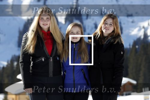 Lech 25 februari 2019
Koning Willem-Alexander, Koningin MÃ¡xima, Prinses Beatrix, Prins Constantijn, Prinses Laurentien en de prinsessen Amalia, Alexia en Ariane samen met Eloise, Leonore en Claus-Casimir tijdens de fotosessie tijdens de wintersportvakantie in Lech.