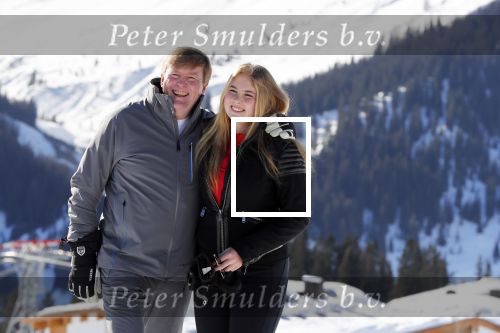 Lech 25 februari 2019
Koning Willem-Alexander, Koningin MÃ¡xima, Prinses Beatrix, Prins Constantijn, Prinses Laurentien en de prinsessen Amalia, Alexia en Ariane samen met Eloise, Leonore en Claus-Casimir tijdens de fotosessie tijdens de wintersportvakantie in Lech.