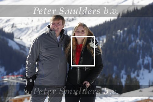 Lech 25 februari 2019
Koning Willem-Alexander, Koningin MÃ¡xima, Prinses Beatrix, Prins Constantijn, Prinses Laurentien en de prinsessen Amalia, Alexia en Ariane samen met Eloise, Leonore en Claus-Casimir tijdens de fotosessie tijdens de wintersportvakantie in Lech.
