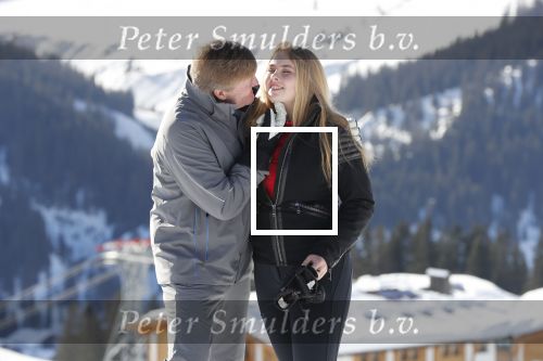 Lech 25 februari 2019
Koning Willem-Alexander, Koningin MÃ¡xima, Prinses Beatrix, Prins Constantijn, Prinses Laurentien en de prinsessen Amalia, Alexia en Ariane samen met Eloise, Leonore en Claus-Casimir tijdens de fotosessie tijdens de wintersportvakantie in Lech.