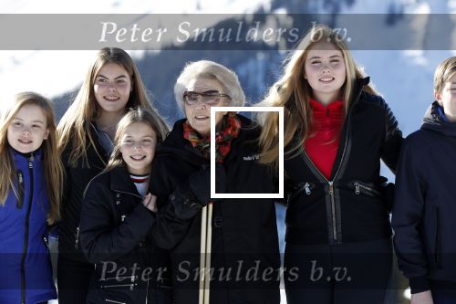 Lech 25 februari 2019
Koning Willem-Alexander, Koningin MÃ¡xima, Prinses Beatrix, Prins Constantijn, Prinses Laurentien en de prinsessen Amalia, Alexia en Ariane samen met Eloise, Leonore en Claus-Casimir tijdens de fotosessie tijdens de wintersportvakantie in Lech.