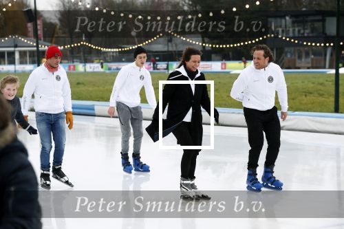 Amsterdam 8 februari 2019
Perspresentatie hollandse 100 (Lymphe en Co ) met oa Prins Bernhard jr Prinses Annette Prinses Margriet Monique des Bouvrie Simon Keizer en Nino Wilkes.