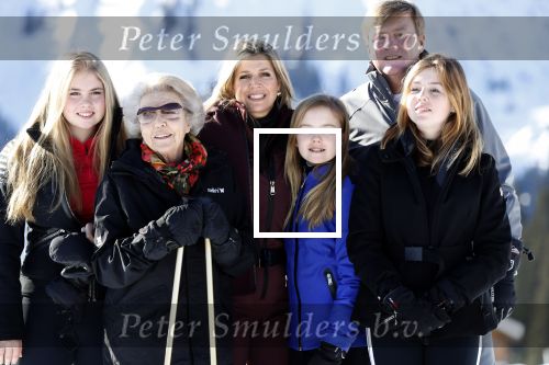 Lech 25 februari 2019
Koning Willem-Alexander, Koningin MÃ¡xima, Prinses Beatrix, Prins Constantijn, Prinses Laurentien en de prinsessen Amalia, Alexia en Ariane samen met Eloise, Leonore en Claus-Casimir tijdens de fotosessie tijdens de wintersportvakantie in Lech.