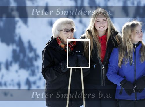 Lech 25 februari 2019
Koning Willem-Alexander, Koningin MÃ¡xima, Prinses Beatrix, Prins Constantijn, Prinses Laurentien en de prinsessen Amalia, Alexia en Ariane samen met Eloise, Leonore en Claus-Casimir tijdens de fotosessie tijdens de wintersportvakantie in Lech.