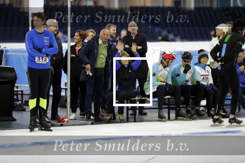 Heerenveen 17 maart 2019
De hollandse 100 voor de stichting lymphe&Co in Thialf.
Aanwezig oa Prins Bernhard jr Prinses Annette Prins Pieter Christiaan Mr Pieter v Vollenhoven Prinses Margriet Rosanna Kluivert Monique des Bouvrie en Tim Douwsma.