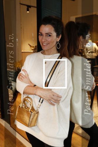 Amsterdam 4 februari 2019
Presentatie armbandje câ€™est Moi  (Art) voor de Esther Vergeer foundation.
Aanwezig zijn Esther Vergeer Quinty Trustfull Anouk Smulders Evelien de Bruijn en Mark Teurlings.