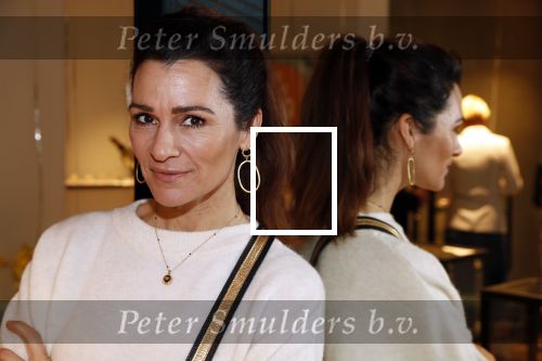 Amsterdam 4 februari 2019
Presentatie armbandje câ€™est Moi  (Art) voor de Esther Vergeer foundation.
Aanwezig zijn Esther Vergeer Quinty Trustfull Anouk Smulders Evelien de Bruijn en Mark Teurlings.