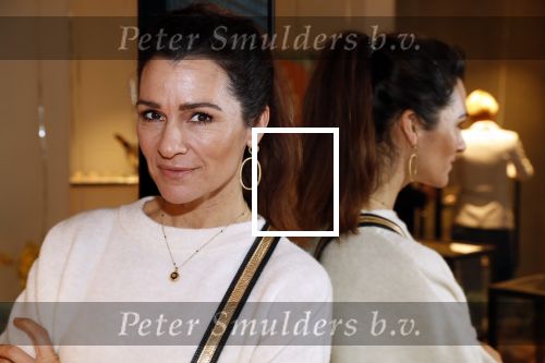 Amsterdam 4 februari 2019
Presentatie armbandje câ€™est Moi  (Art) voor de Esther Vergeer foundation.
Aanwezig zijn Esther Vergeer Quinty Trustfull Anouk Smulders Evelien de Bruijn en Mark Teurlings.