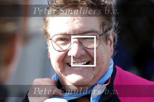 Heerenveen 17 maart 2019
De hollandse 100 voor de stichting lymphe&Co in Thialf.
Aanwezig oa Prins Bernhard jr Prinses Annette Prins Pieter Christiaan Mr Pieter v Vollenhoven Prinses Margriet Rosanna Kluivert Monique des Bouvrie en Tim Douwsma. Rene Froger