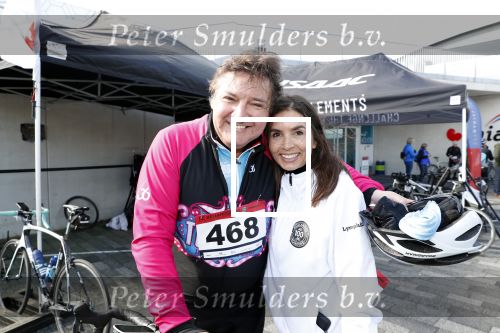 Heerenveen 17 maart 2019
De hollandse 100 voor de stichting lymphe&Co in Thialf.
Aanwezig oa Prins Bernhard jr Prinses Annette Prins Pieter Christiaan Mr Pieter v Vollenhoven Prinses Margriet Rosanna Kluivert Monique des Bouvrie en Tim Douwsma.