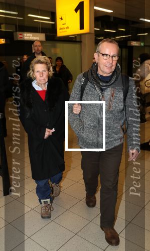 Amsterdam, 16 Februari 2019
Aankomst op Schiphol van Ria Bartling (vriendin oud-bokser Rudi Lubbers) samen met Dr. Martin Wagtmans