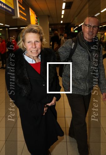 Amsterdam, 16 Februari 2019
Aankomst op Schiphol van Ria Bartling (vriendin oud-bokser Rudi Lubbers) samen met Dr. Martin Wagtmans