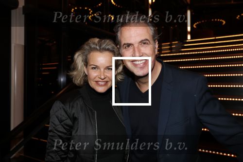 Zaandag 4 februari 2019
PremiÃ¨re Laten we eerlijk zijn in het zaantheater. Richard Kemper met zijn vrouw en zoon