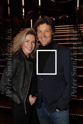 Zaandag 4 februari 2019
PremiÃ¨re Laten we eerlijk zijn in het zaantheater. Rick Engelkes en zijn vriendin Marie Claire Noorlander