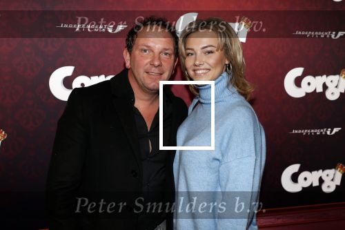 Amsterdam 10 februari 2019
Premiere Corgi in pathe arena. Robert Leroy met partner Jamie de Boer en zijn zoon en dochter