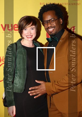Hilversum, 11 Februari 2019 Premiere Verliefd op Cuba
Rogier Komproe en zwangere partner Manon Waenink