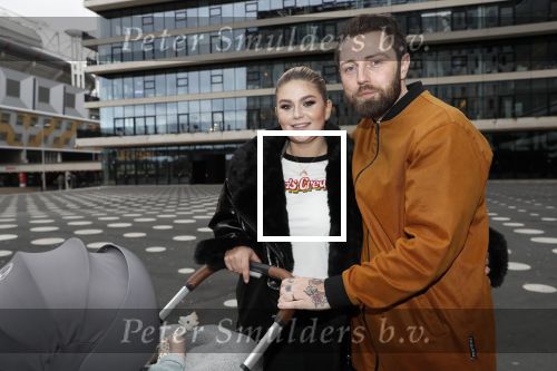 Amsterdam 28 februari 2019
Roxeanne Hazes en haar vriend Erik Zwennes achter de kinderwagen.