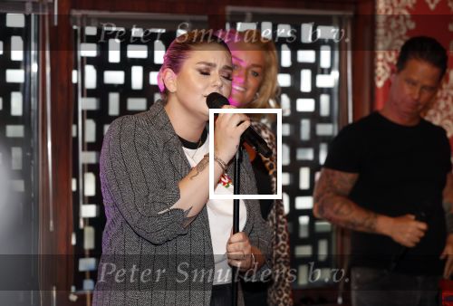 Amsterdam 28 februari 2019
Opening heel holland zingt Hazes cafe in het ziggo dome. Aanwezig Roxeanne Hazes Jeroen v d Boom Danny de Munk en Samantha Steenwijk.