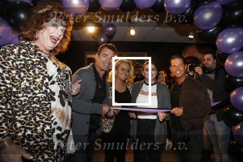 Amsterdam 28 februari 2019
Opening heel holland zingt Hazes cafe in het ziggo dome. Aanwezig Roxeanne Hazes Jeroen v d Boom Danny de Munk en Samantha Steenwijk.