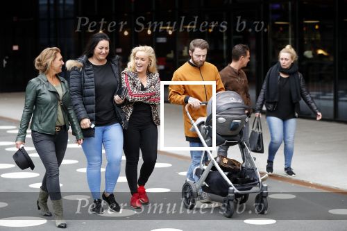 Amsterdam 28 februari 2019
Opening heel holland zingt Hazes cafe in het ziggo dome. Aanwezig Roxeanne Hazes Jeroen v d Boom Danny de Munk en Samantha Steenwijk. Samantha met partner