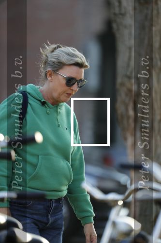 Amsterdam 27 februari 2019
Saskia Noort met haar hondje in Amsterdam zuid.