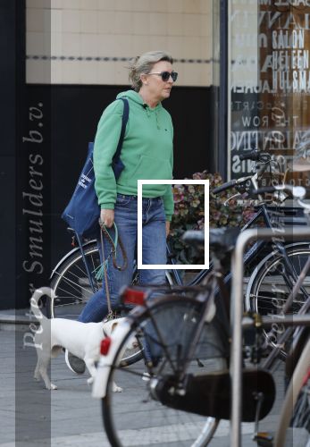 Amsterdam 27 februari 2019
Saskia Noort met haar hondje in Amsterdam zuid.