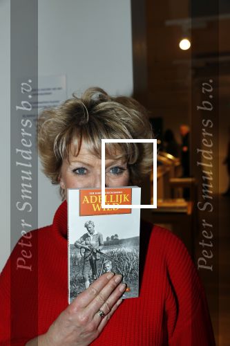 Amsterdam 7 februari 2019
Boekpresentatie Maarten v Nispen bij Scheltema. Simone Kleinsma
