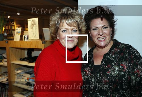 Amsterdam 7 februari 2019
Boekpresentatie Maarten v Nispen bij Scheltema. Simone Kleinsma