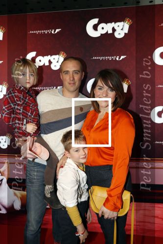 Amsterdam 10 februari 2019
Premiere Corgi in pathe arena. Sofie van den Enk met partner Andre van den Heuvel met zoon Magnus en dochter Reina